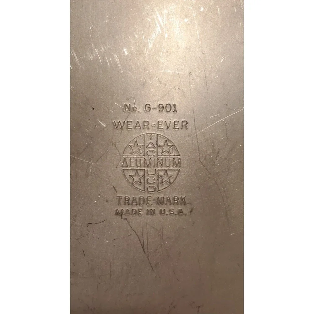 Vtg Wear-Ever Silver Aluminum 9